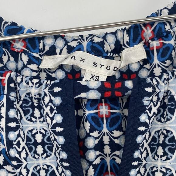 Max Studio Red White and Blue Medallion Print Keyhole Sleeveless Dress - Picture 3 of 4